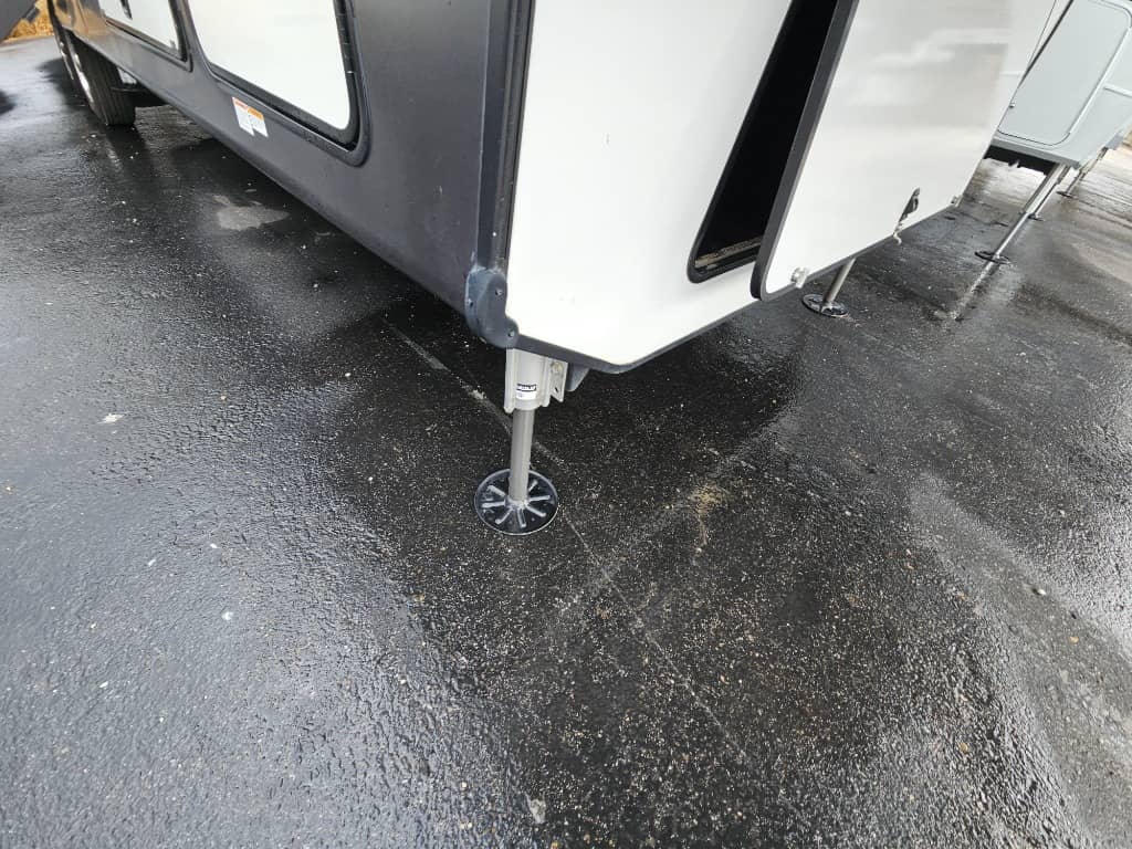 2022 Forest River 2022 Forest River Cedar Creek - thumbnail 48