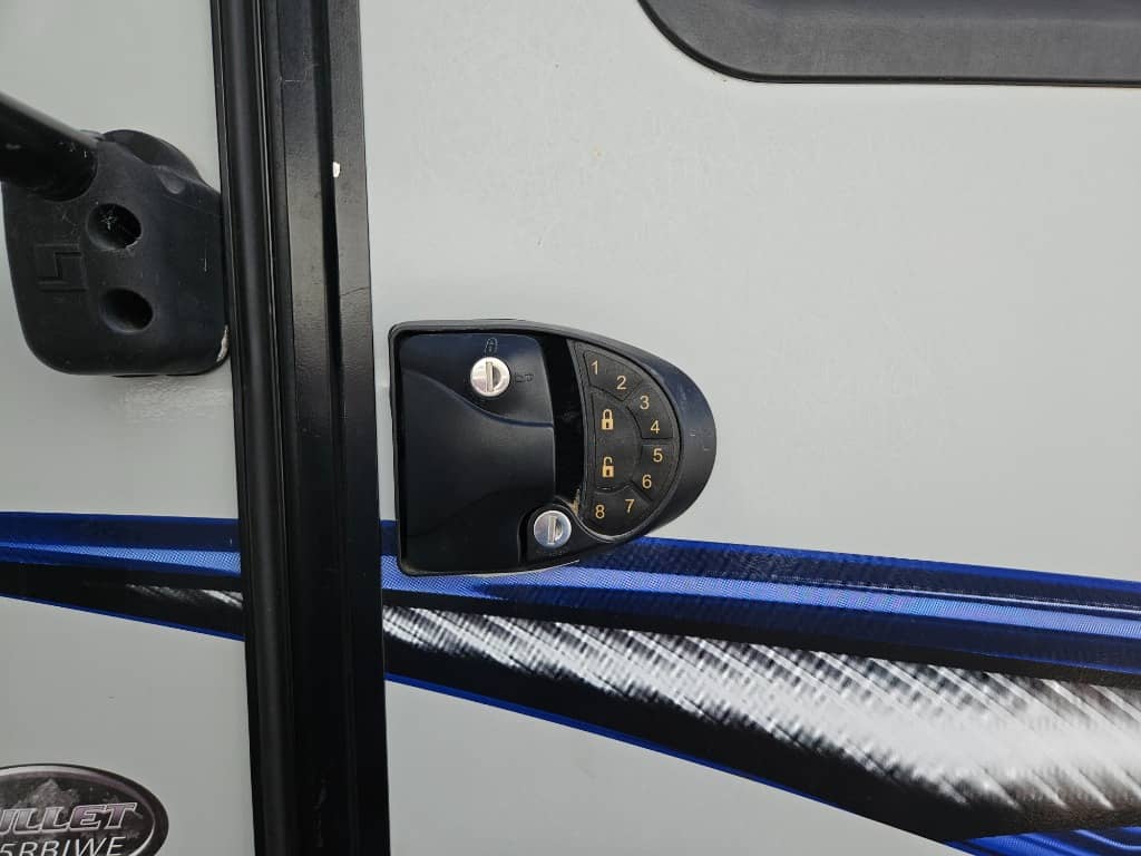 2020 Keystone RV 2020 Keystone RV Bullet - thumbnail 43