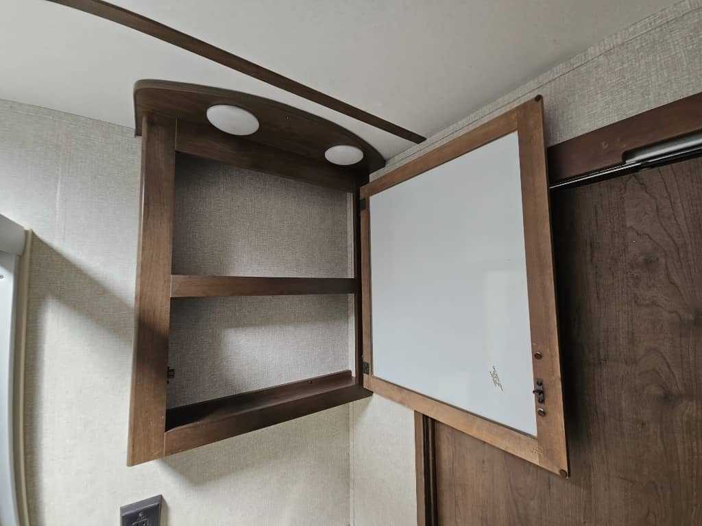 2018 Keystone RV 2018 Keystone RV Cougar Half-Ton  - thumbnail 34