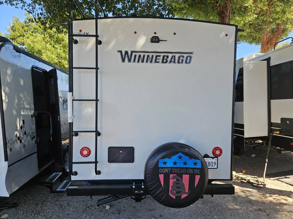 2021 Winnebago 2021 Winnebago Micro Minnie - thumbnail 4