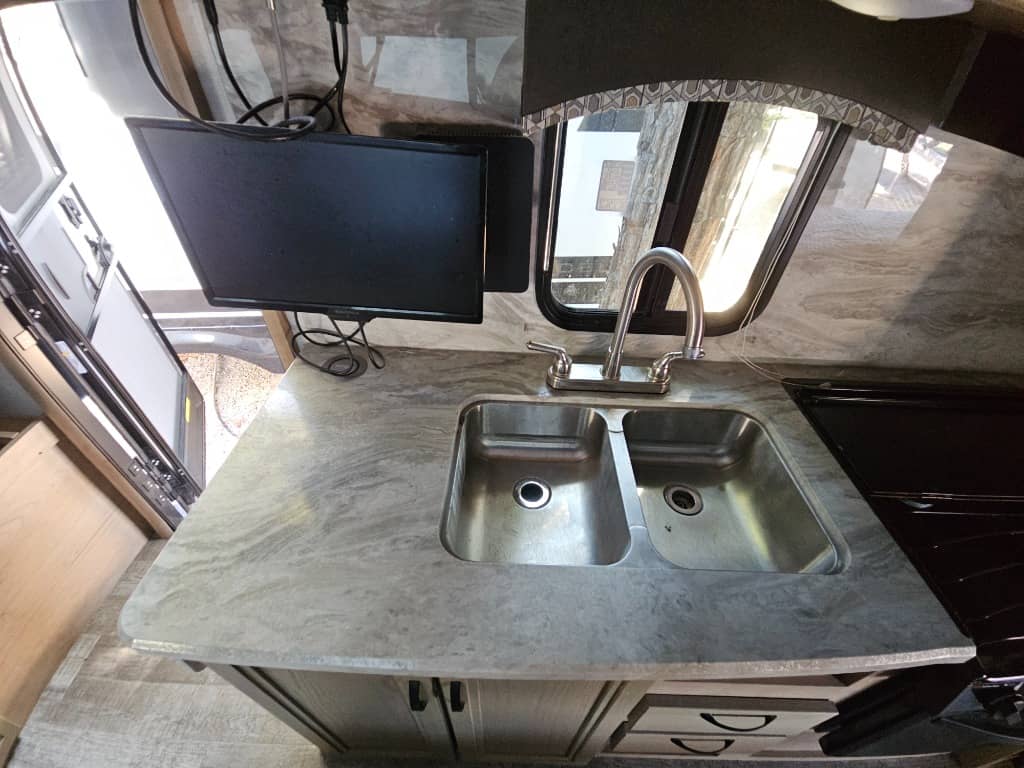 2021 Winnebago 2021 Winnebago Micro Minnie - thumbnail 24