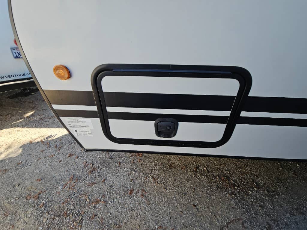 2021 Winnebago 2021 Winnebago Micro Minnie - thumbnail 43