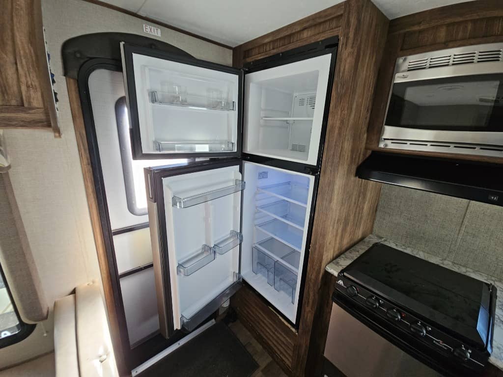 2018 Keystone RV 2018 Keystone RV Cougar Half-Ton - thumbnail 10