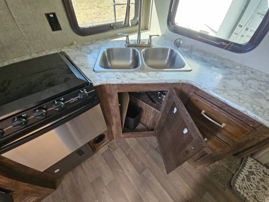 2018 Keystone RV 2018 Keystone RV Cougar Half-Ton - thumbnail 17