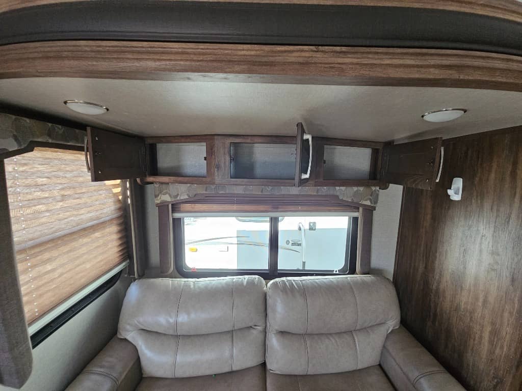 2018 Keystone RV 2018 Keystone RV Cougar Half-Ton - thumbnail 21