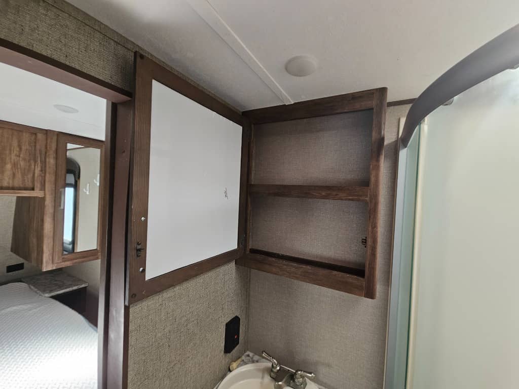 2018 Keystone RV 2018 Keystone RV Cougar Half-Ton - thumbnail 32