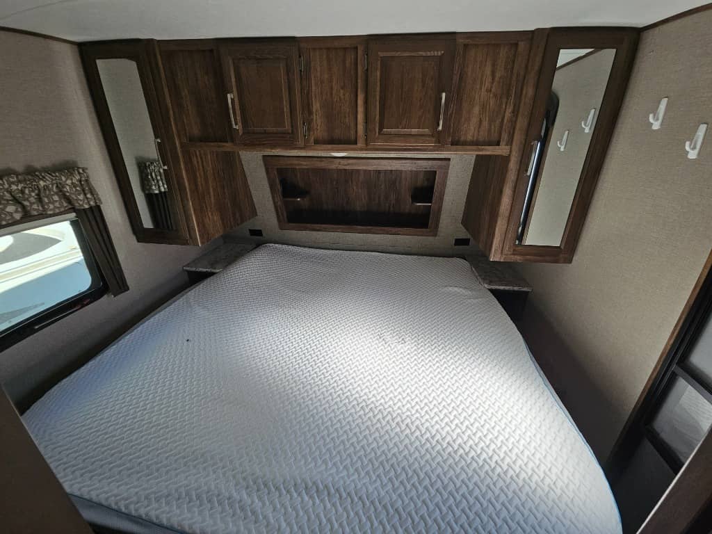 2018 Keystone RV 2018 Keystone RV Cougar Half-Ton - thumbnail 39