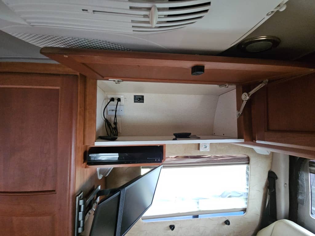 2015 Roadtrek 2015 Roadtrek Adventurous - thumbnail 18