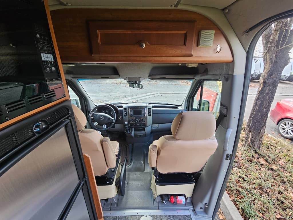 2015 Roadtrek 2015 Roadtrek Adventurous - thumbnail 26