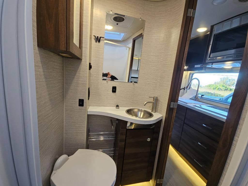 2022 Winnebago 2022 Winnebago View - thumbnail 23