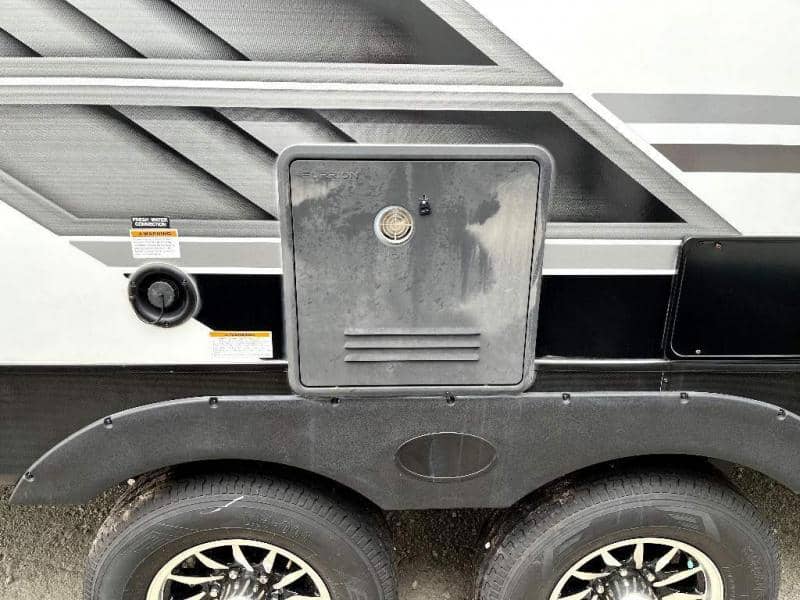 2023 Dutchmen 2023 Dutchmen Kodiak Ultimate - thumbnail 11