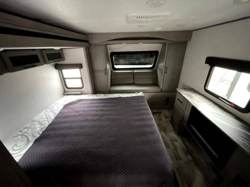 2023 Dutchmen 2023 Dutchmen Kodiak Ultimate - thumbnail 15