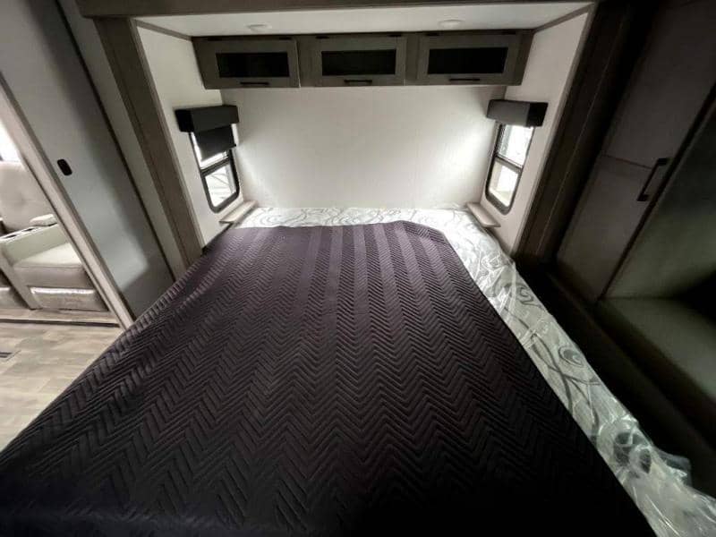 2023 Dutchmen 2023 Dutchmen Kodiak Ultimate - thumbnail 30