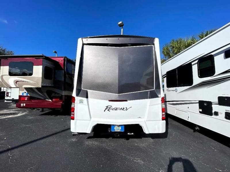 2023 Regency RV 2023 Regency RV Ultra Brougham - thumbnail 5