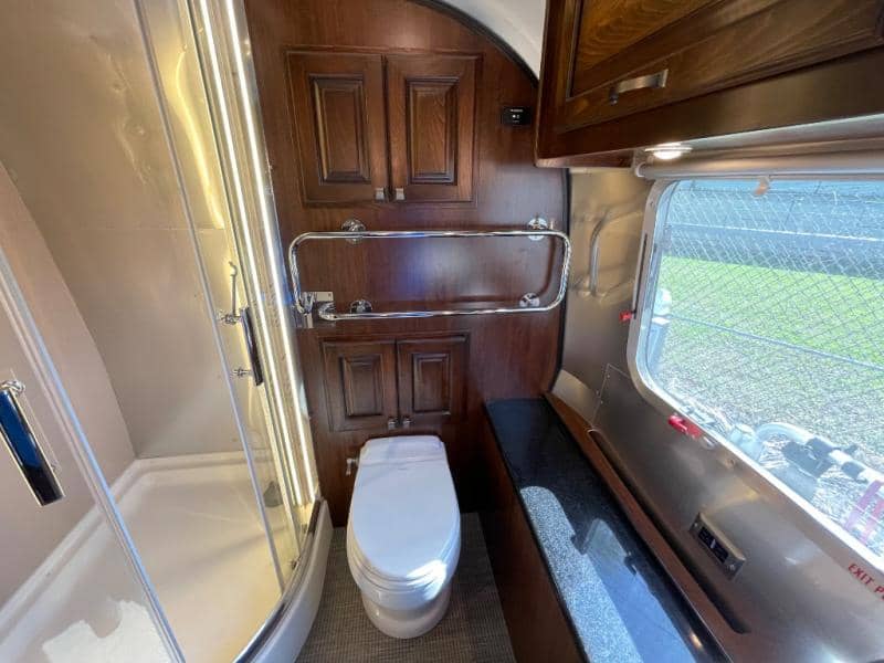 2019 Airstream 2019 Airstream Classic - thumbnail 34