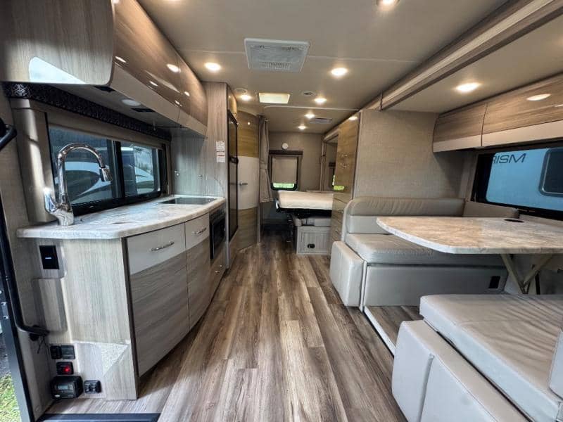 2020 Thor Motor Coach 2020 Thor Motor Coach Tiburon - thumbnail 9