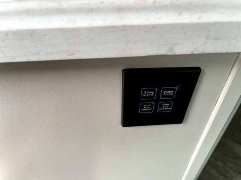 2023 Fleetwood RV 2023 Fleetwood RV Bounder - thumbnail 25