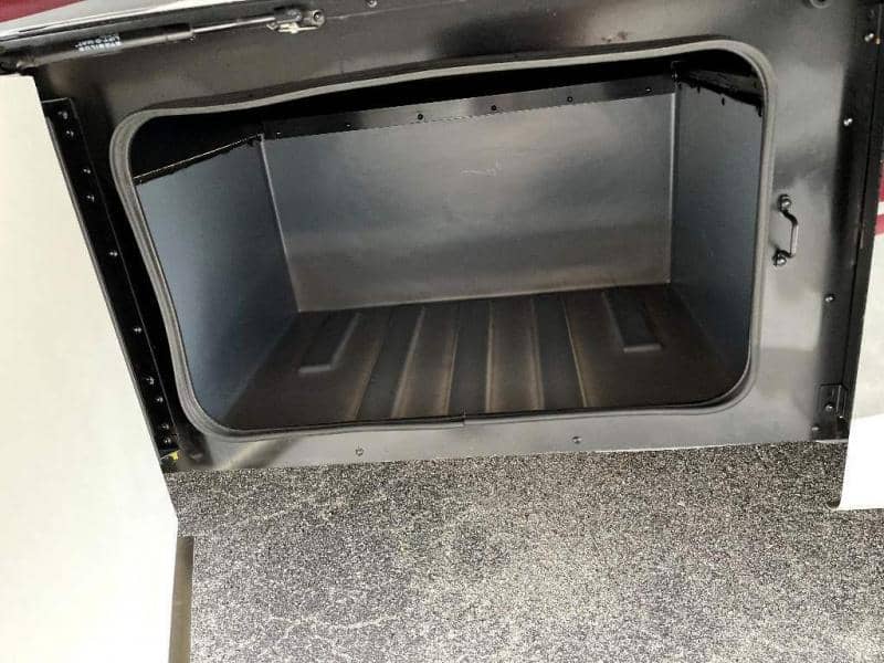 2023 Fleetwood RV 2023 Fleetwood RV Bounder - thumbnail 8