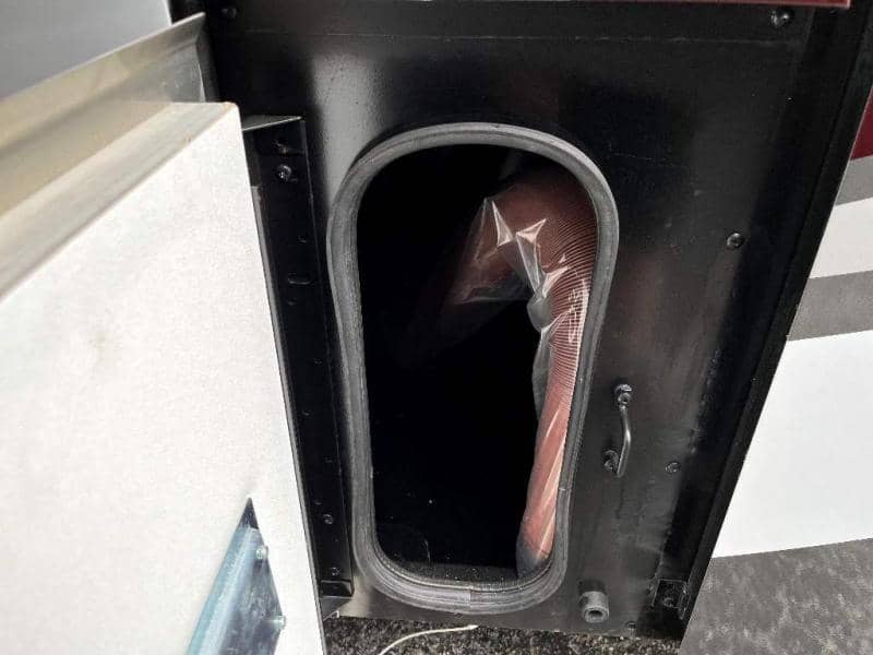 2023 Fleetwood RV 2023 Fleetwood RV Bounder - thumbnail 10