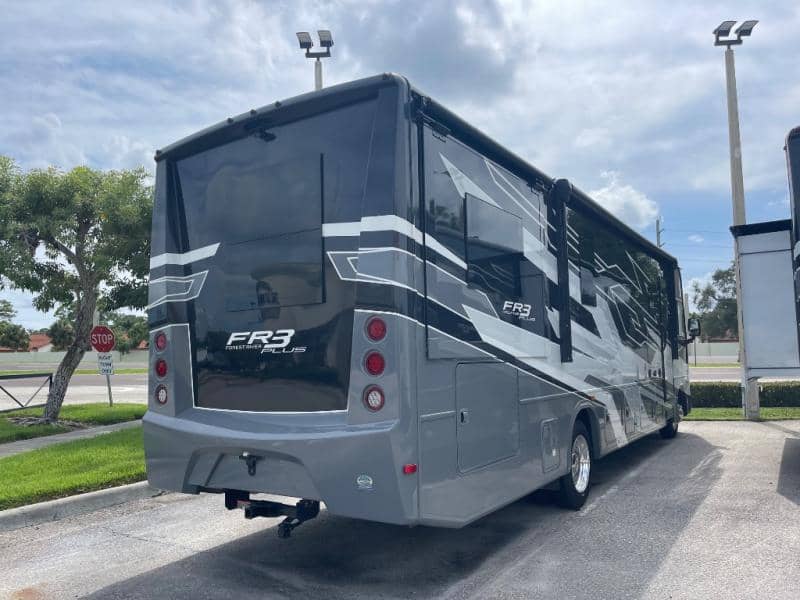 2024 Forest River 2024 Forest River FR3 - thumbnail 8