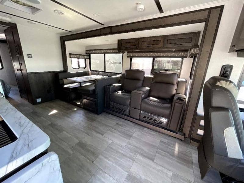 2024 Forest River 2024 Forest River FR3 - thumbnail 24