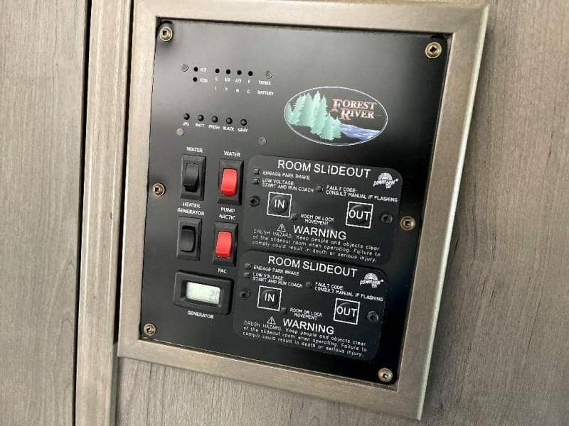 2024 Forest River 2024 Forest River FR3 - thumbnail 38