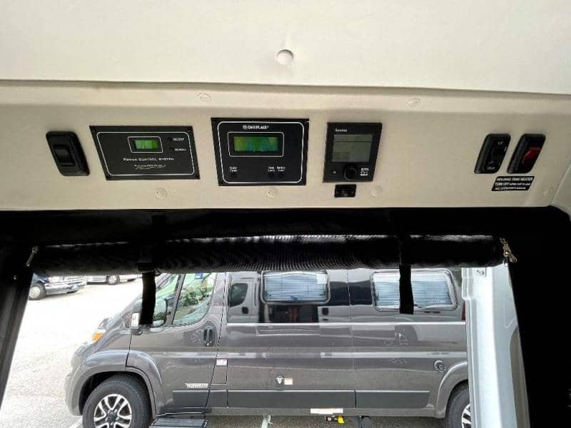 2024 Winnebago 2024 Winnebago Travato - thumbnail 18