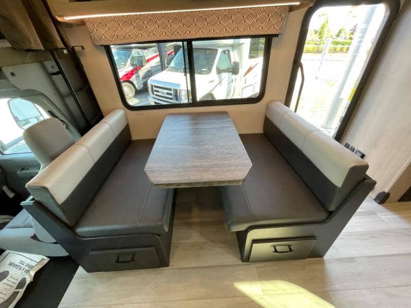 2024 Forest River 2024 Forest River Forester - thumbnail 31