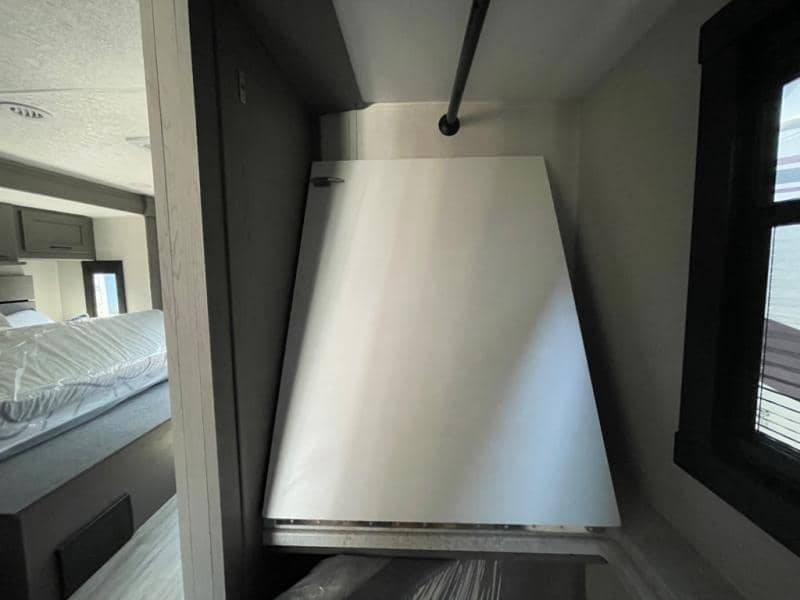 2024 Coachmen 2024 Coachmen Pursuit - thumbnail 29