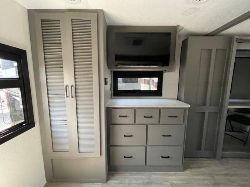 2024 Coachmen 2024 Coachmen Pursuit - thumbnail 41