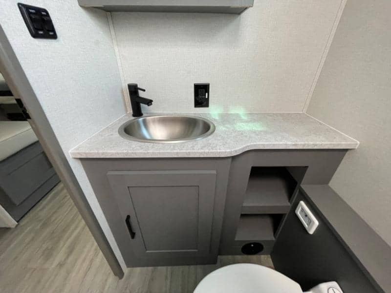 2024 Coachmen 2024 Coachmen Pursuit - thumbnail 45