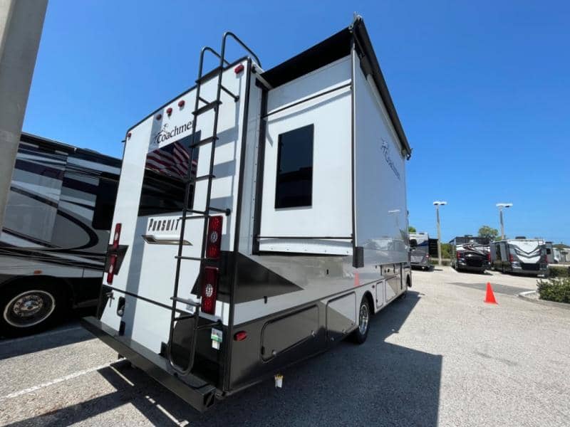 2024 Coachmen 2024 Coachmen Pursuit - thumbnail 7