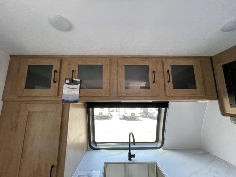 2024 Coachmen 2024 Coachmen Freedom Express - thumbnail 32