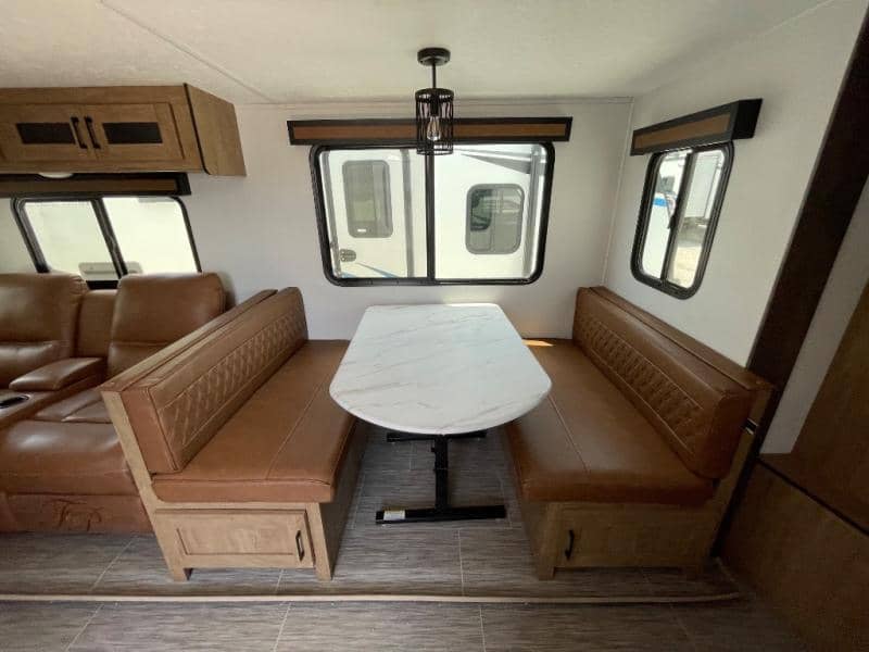 2024 Coachmen 2024 Coachmen Freedom Express - thumbnail 35