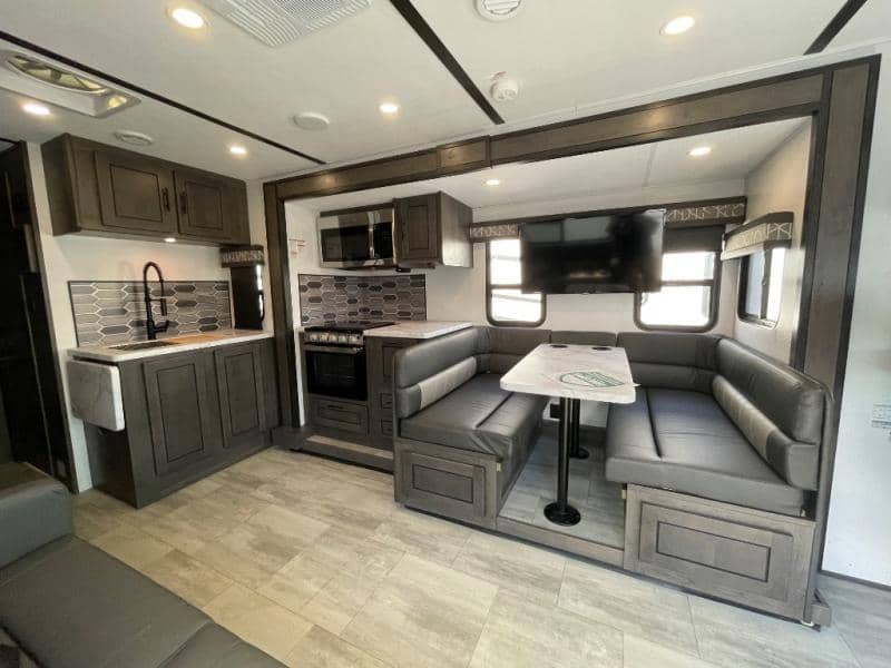 2024 Forest River 2024 Forest River FR3 - thumbnail 24