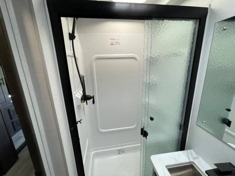 2024 Forest River 2024 Forest River FR3 - thumbnail 42