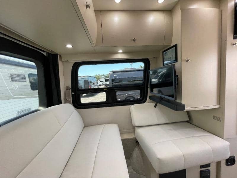 2024 Pleasure-Way 2024 Pleasure-Way Plateau - thumbnail 29