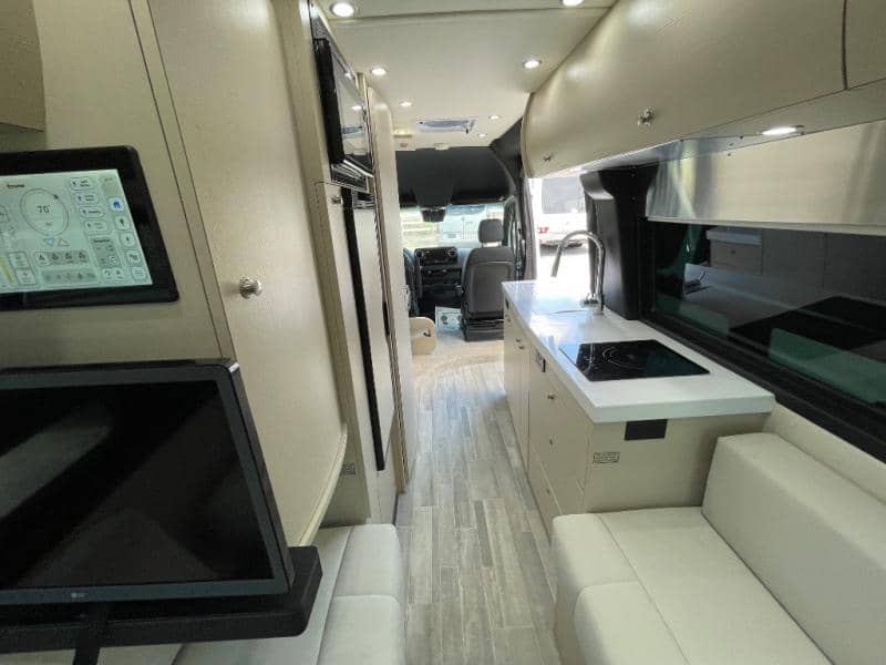 2024 Pleasure-Way 2024 Pleasure-Way Plateau - thumbnail 32