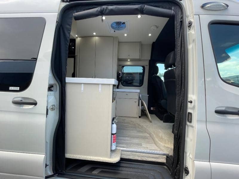 2024 Pleasure-Way 2024 Pleasure-Way Plateau - thumbnail 9