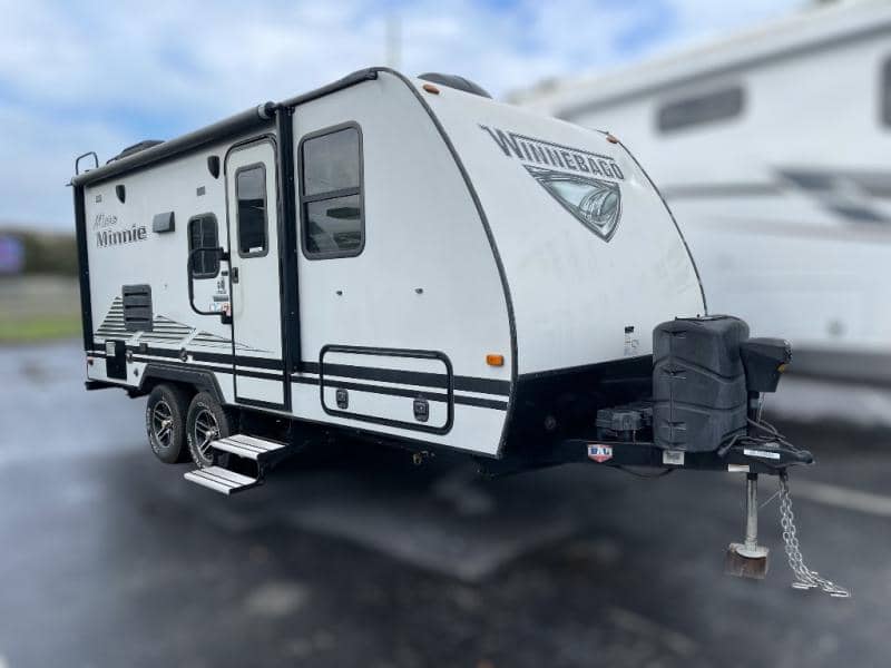 2020 Winnebago 2020 Winnebago Micro Minnie - thumbnail 1