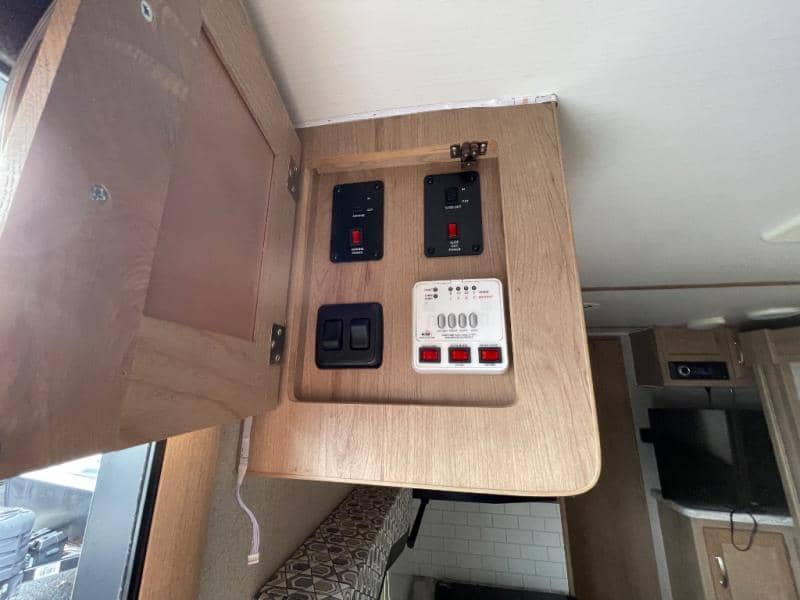 2020 Winnebago 2020 Winnebago Micro Minnie - thumbnail 18