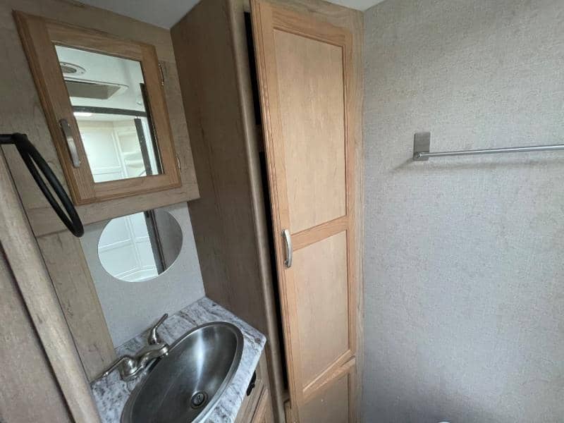 2020 Winnebago 2020 Winnebago Micro Minnie - thumbnail 28