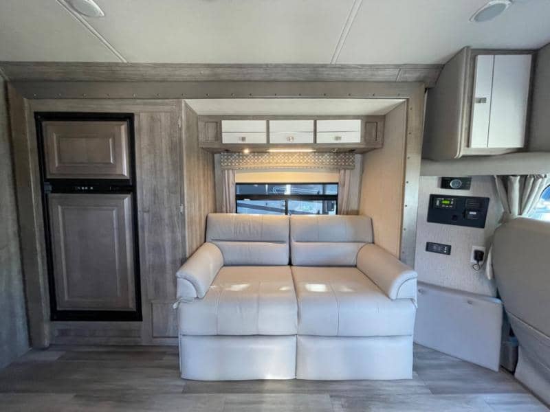 2024 Phoenix USA 2024 Phoenix USA Phoenix Cruiser - thumbnail 17