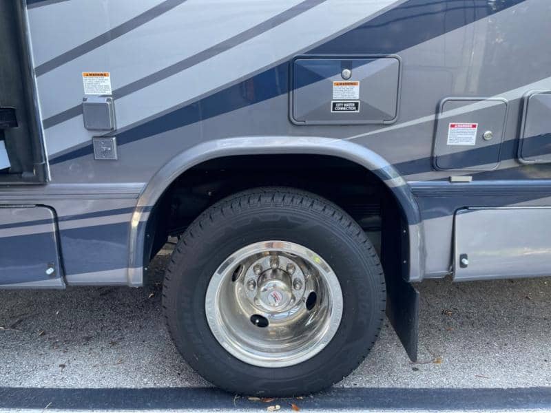 2024 Phoenix USA 2024 Phoenix USA Phoenix Cruiser - thumbnail 5