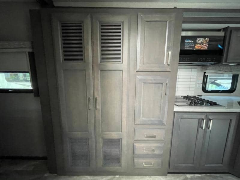 2024 Thor Motor Coach 2024 Thor Motor Coach Omni Trail - thumbnail 25