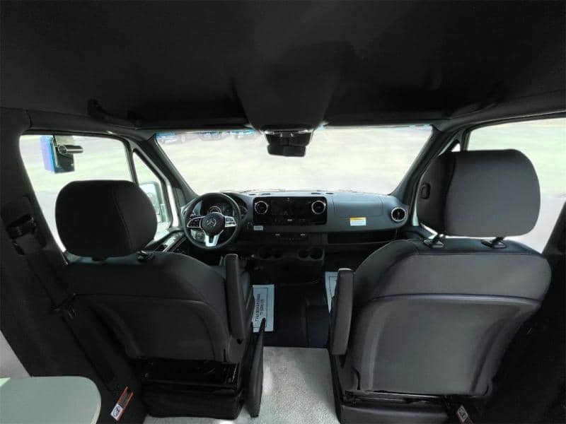 2024 Pleasure-Way 2024 Pleasure-Way Plateau - thumbnail 5