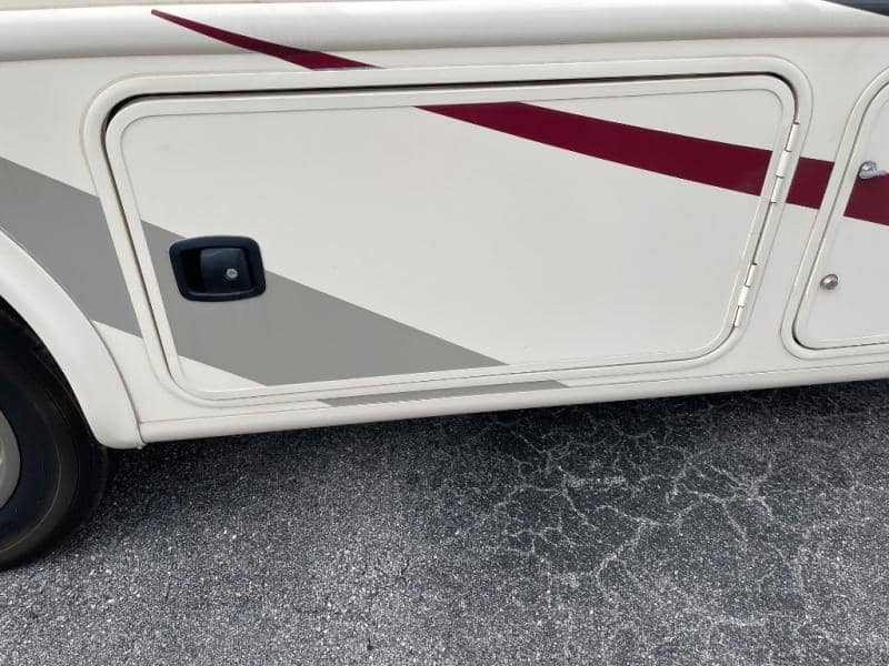 2019 Thor Motor Coach 2019 Thor Motor Coach Hurricane - thumbnail 48