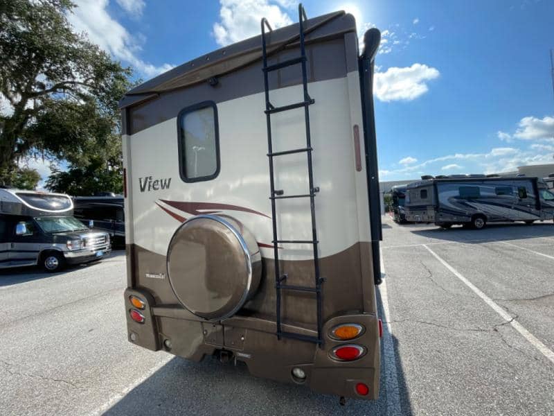 2016 Winnebago 2016 Winnebago View - thumbnail 8