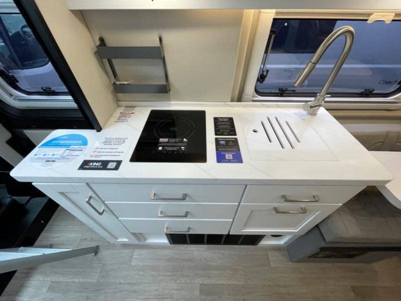 2025 Coachmen 2025 Coachmen Nova - thumbnail 14