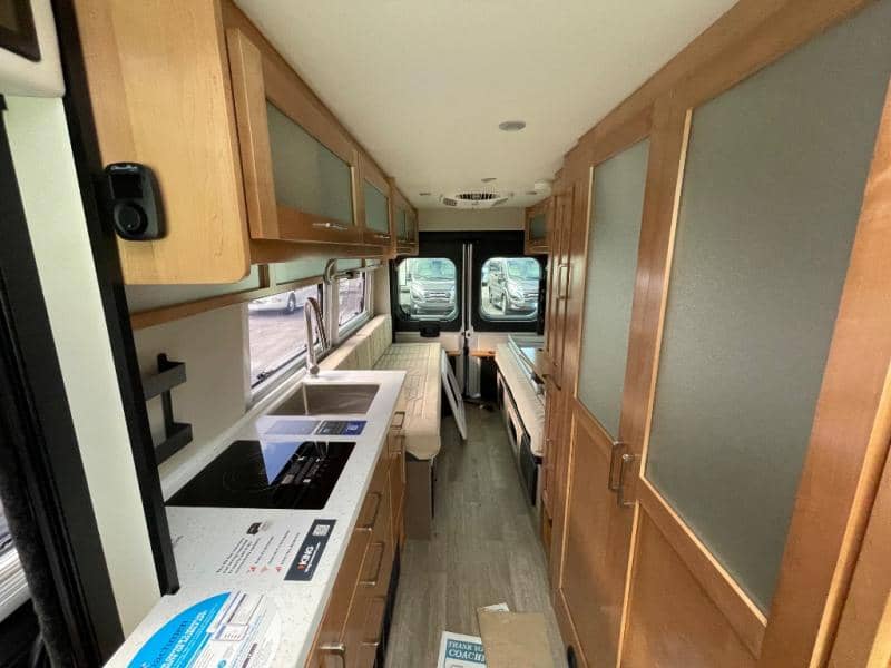 2025 Coachmen 2025 Coachmen Nova - thumbnail 13